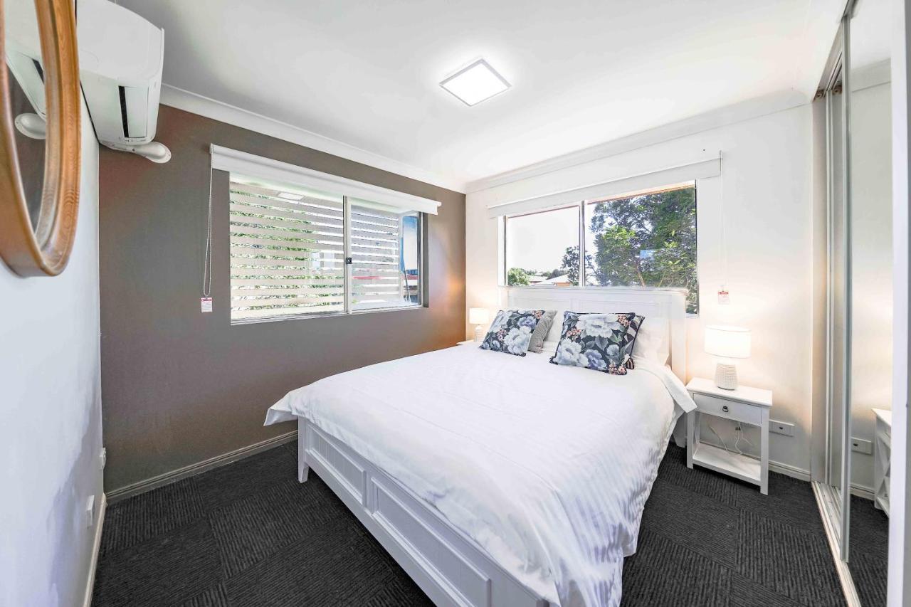 Calamvale Business Or Holiday Like Home Brisbane Exterior photo